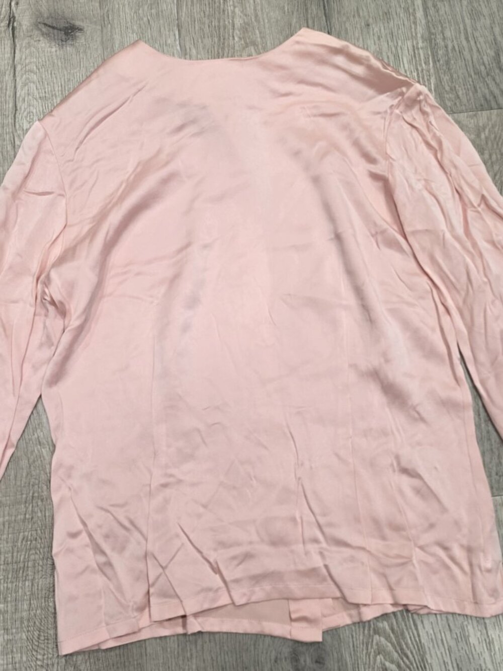 Dana Buchman Pink 100% Silk Long Sleeve Button-Back Blouse Size 6 classy classic - Picture 5 of 7